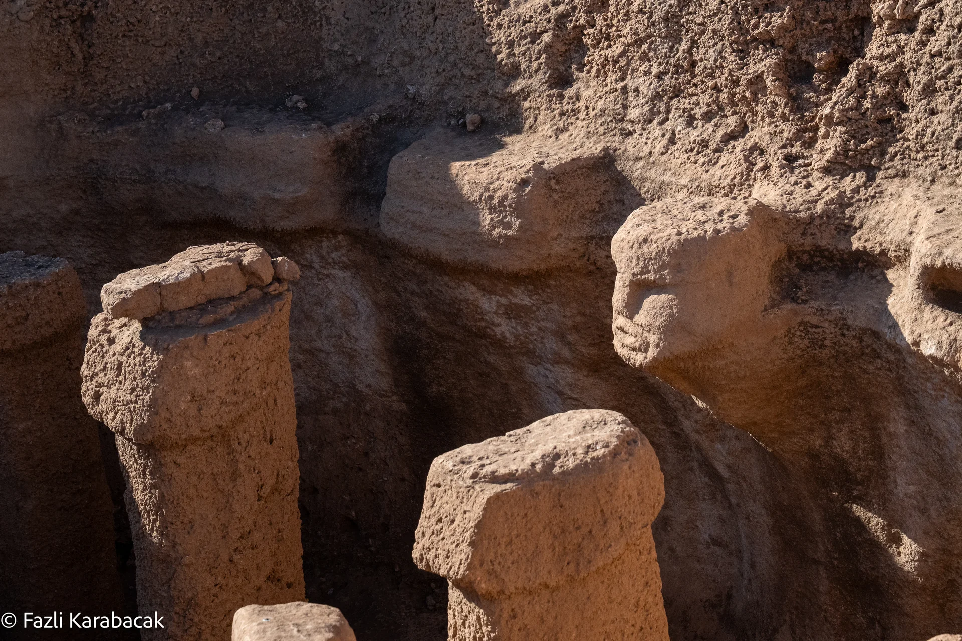 Carved human head sculptures at Karahantepe